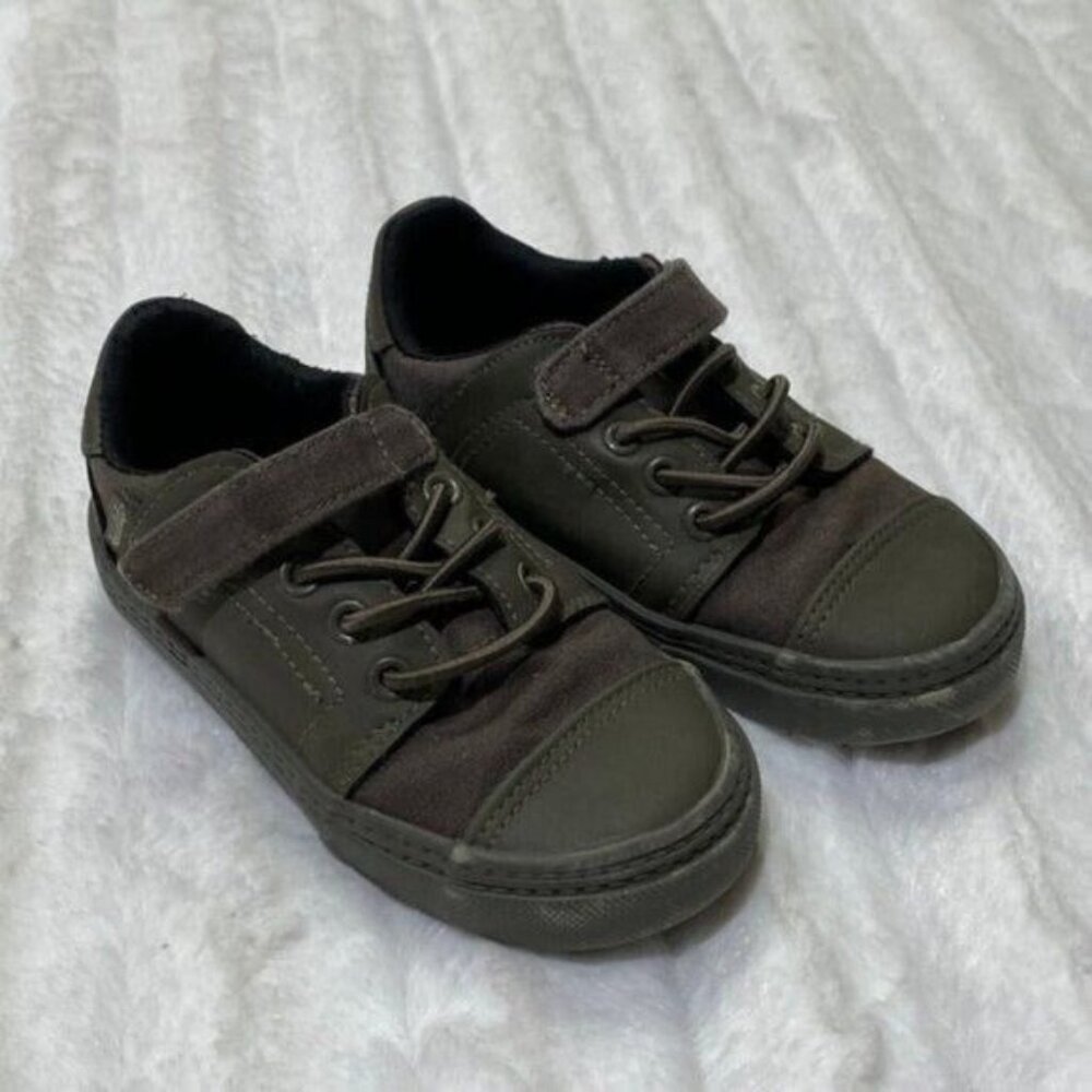 American Eagle by Payless Boys Olive Green Flat Sole Sneaker Size 8 Shoes‎